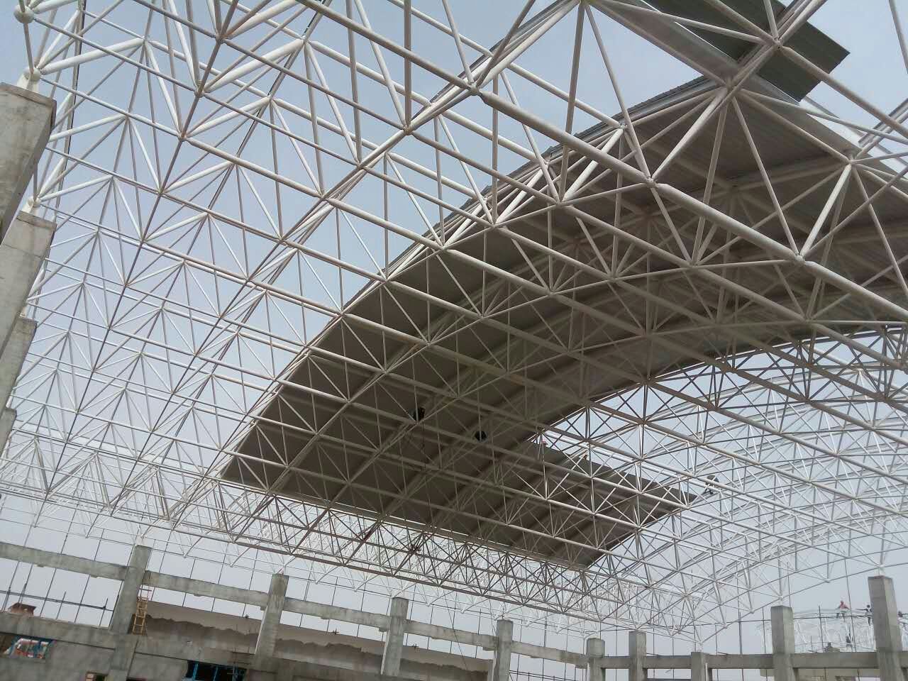 安阳青岛一汽网架